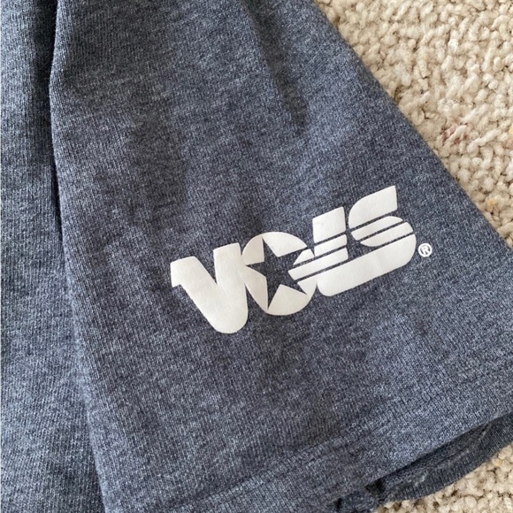 5 for $25- Nike Cropped Tennessee Shirt in Gray - Picture 6 of 7